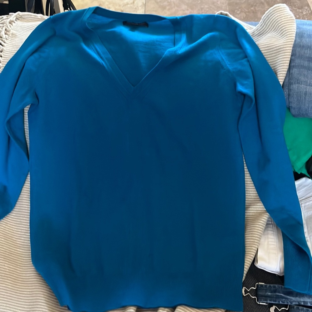 Three sweaters Banana Republic Merino Wool blue, pink and yellow mustard
